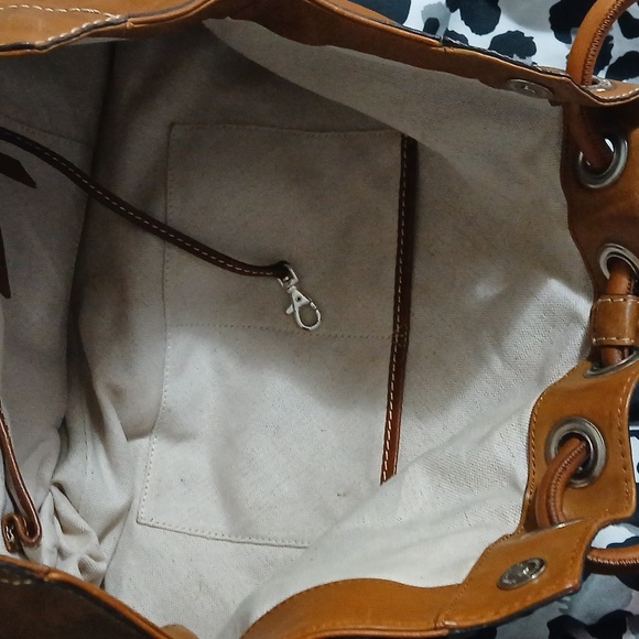 Michael Kors Astor Studded X-Large Ring Tote โ Tan Leather | Edgy & Iconic ๐คโจ - Picture 12 of 15